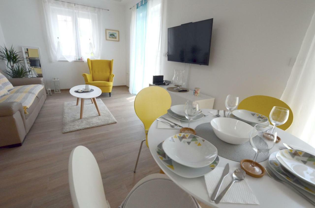 Apartments Golden Hour Jurdani Ngoại thất bức ảnh