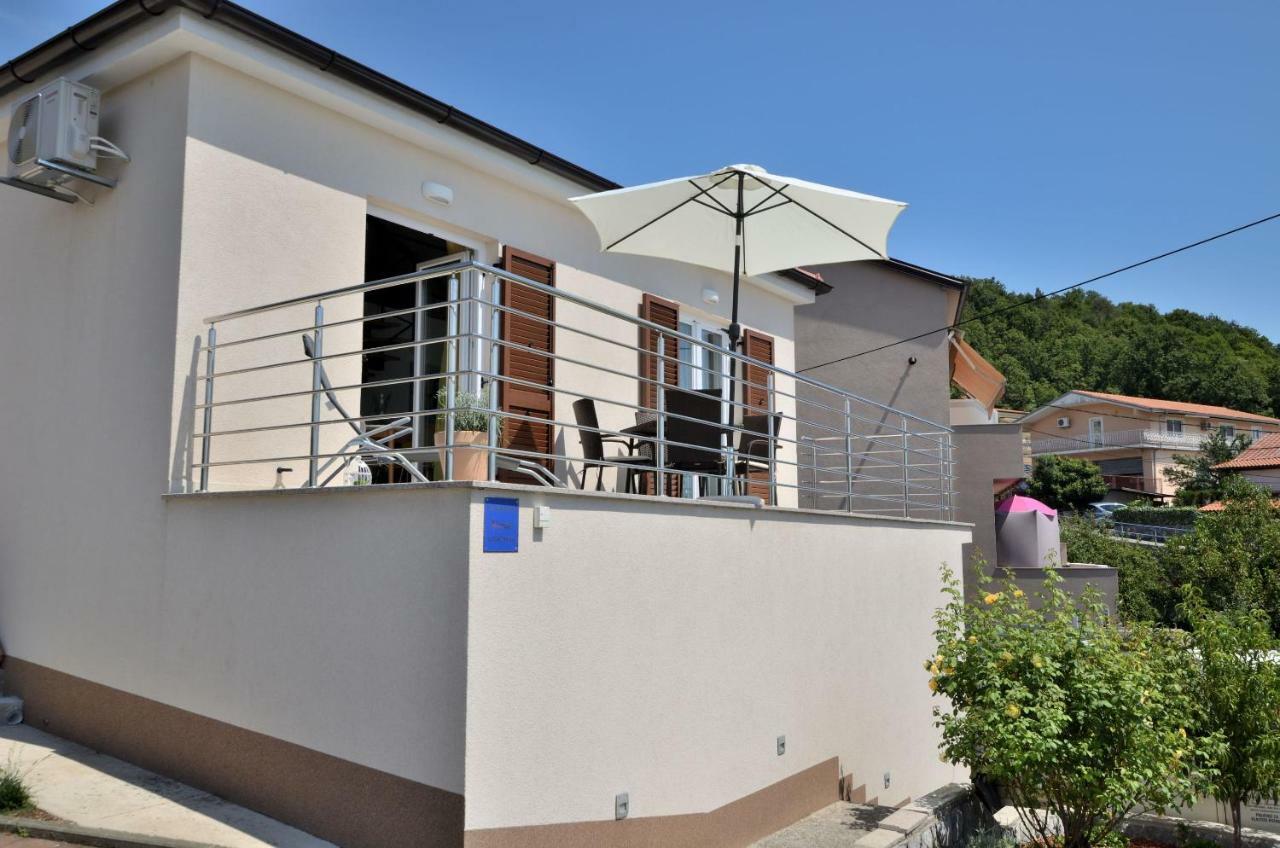 Apartments Golden Hour Jurdani Ngoại thất bức ảnh